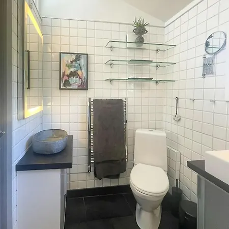 With Pool Between And Forest * Vig